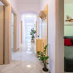 Cozy In With Wifi Apartamento