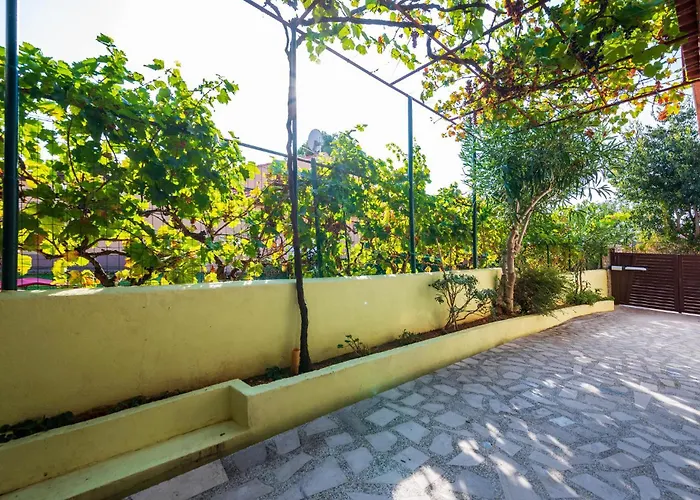 Apartment Lovely In With Wi-fi *