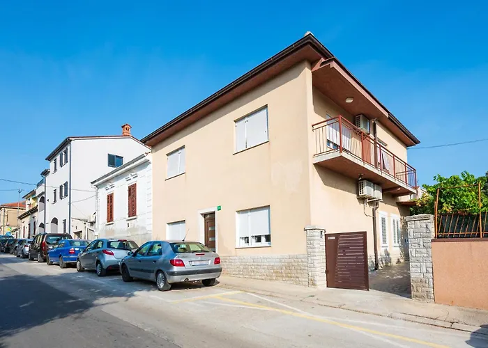 Lovely In With Wi-fi Apartment