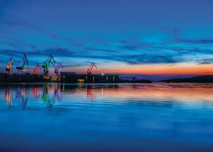 Apartment Lovely In With Wi-fi